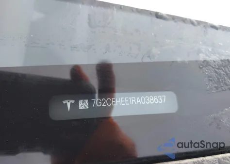 2024 Tesla Cybertruck Cyberbeast из США, поврежденный, VIN 7G2CEHEE1RA038637